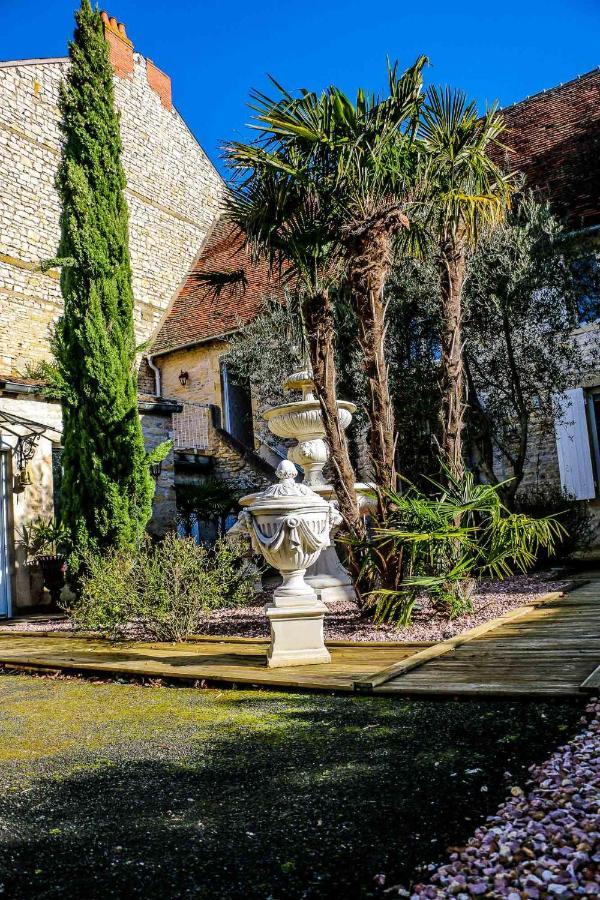 Отель Chez Fabrice Dun-sur-Auron Экстерьер фото
